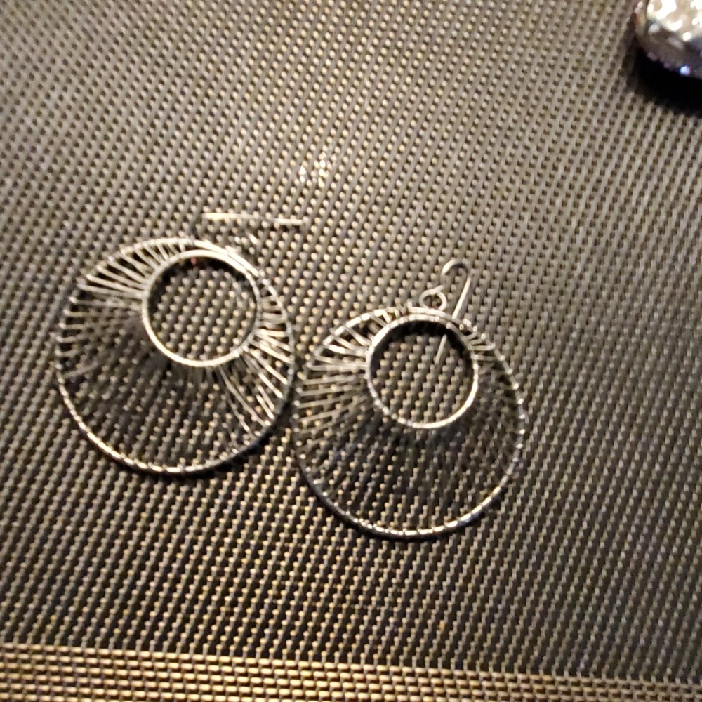 2 pair of Black metal earrings